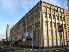 Торгово-офисное здание, г. Москва.Использованы навесные вентилируемые фасады Ронсон-200