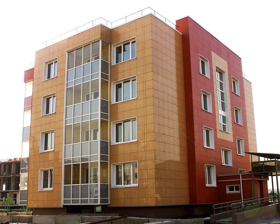 Комплекс жилых домов, г. Балашиха.Использованы навесные вентилируемые фасады Ронсон-300 (крепление в межэтажные перекрытия)