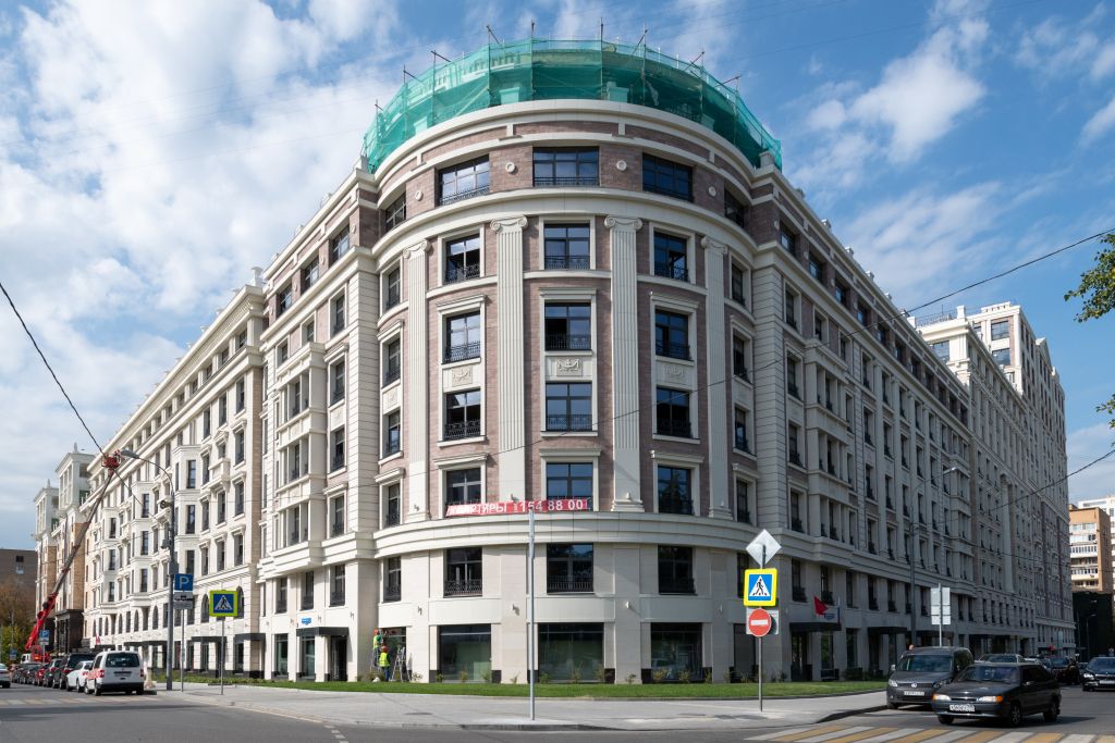 ЖК «Жизнь на Плющихе», г. Москва.Использованы навесные вентилируемые фасады Ронсон-400