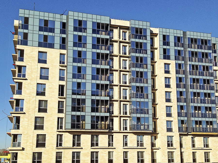 Комплекс жилых зданий в Сколково, Московская область.Использованы навесные вентилируемые фасады Ронсон-500