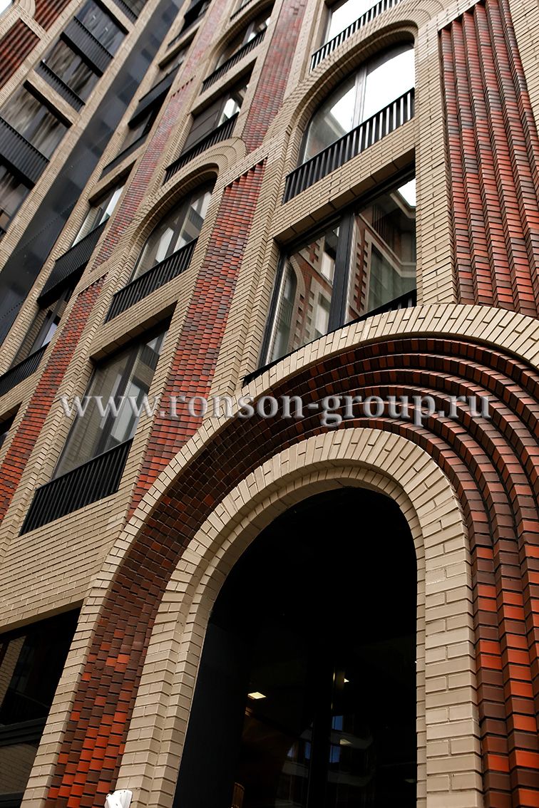 ЖК «Серебряный фонтан» корпус 1 , г. Москва.Использованы навесные вентилируемые фасады Ронсон-400