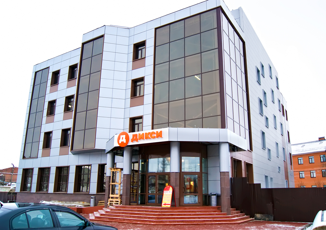 Офисный центр, г. Домодедово. Использованы навесные вентилируемые фасады Ронсон-200