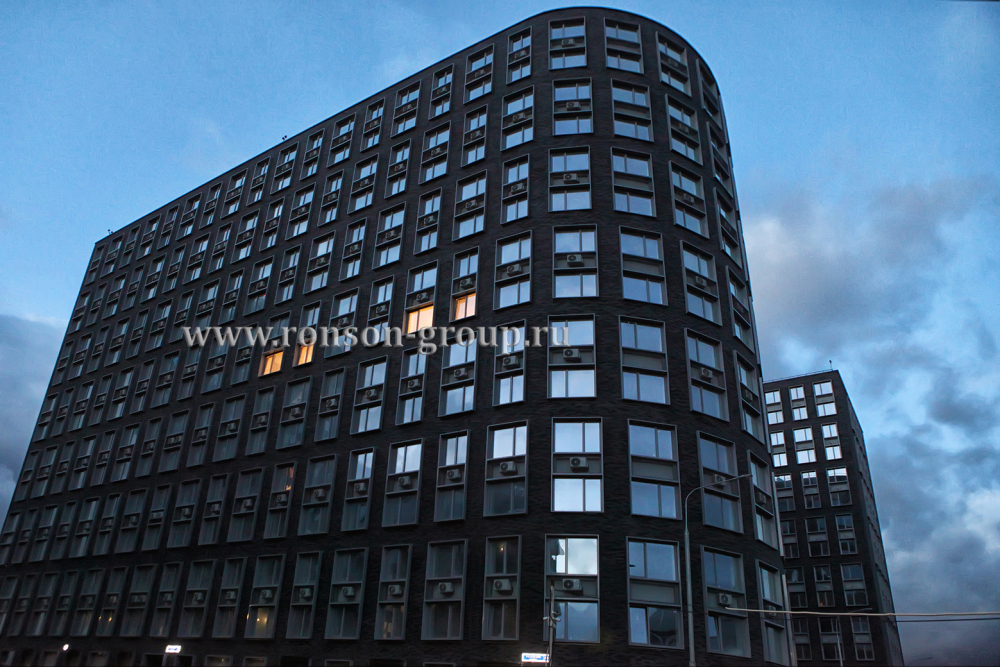 ЖК «Соседи», г. Москва.Использованы навесные вентилируемые фасады Ронсон-200