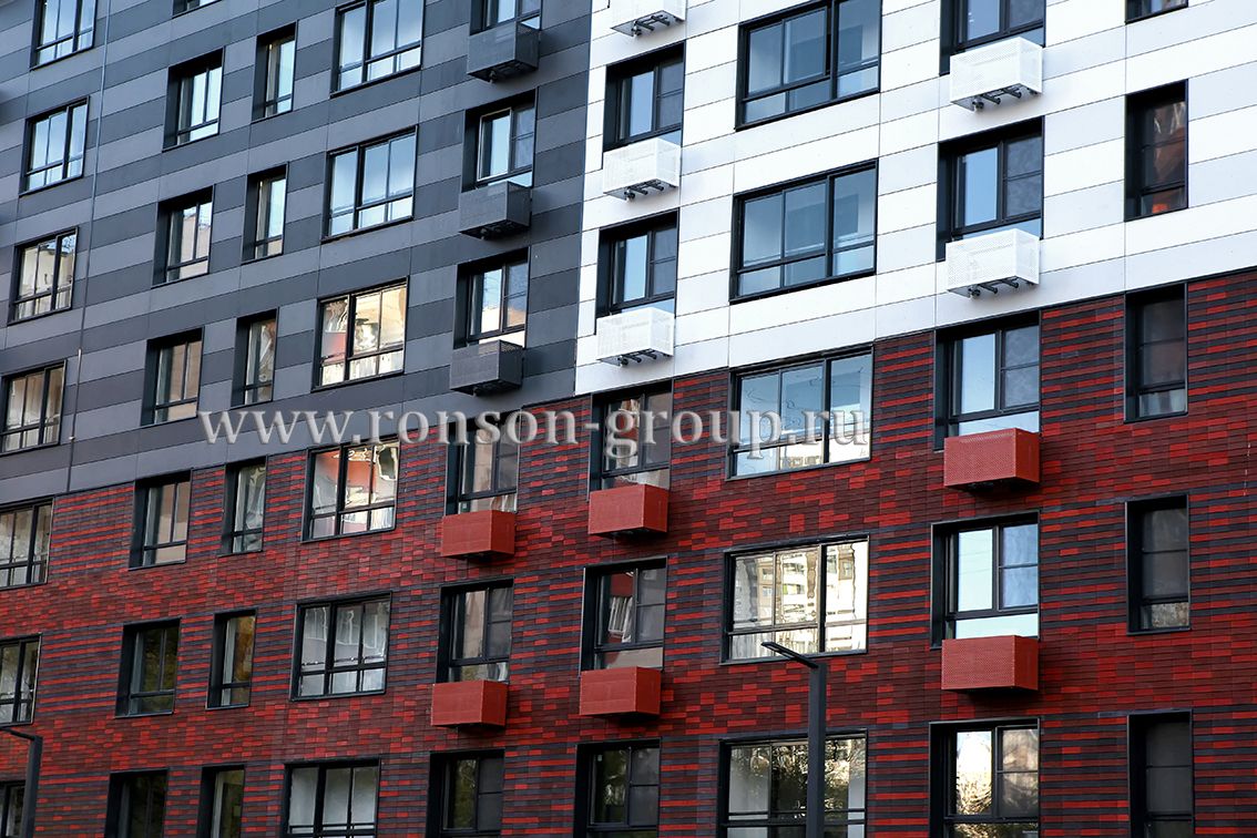 Жилой дом по программе реновации, г. Москва.Использованы навесные вентилируемые фасады Ронсон-100