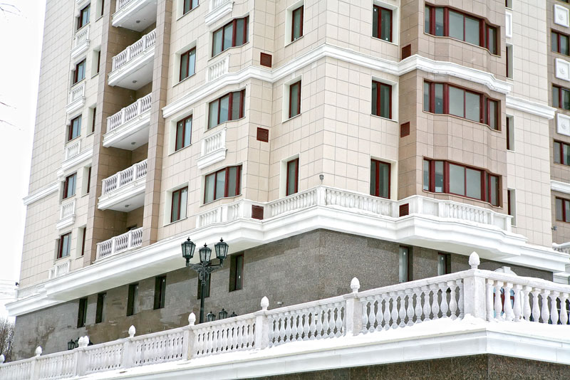 Жилой дом, г. Москва. Использованы навесные вентилируемые фасады Ронсон-100