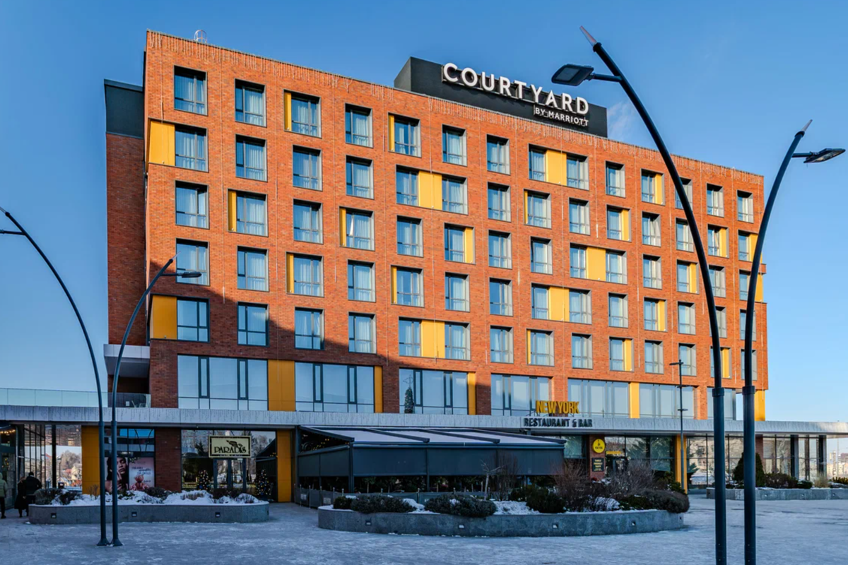 Отель «COURTYARD BY MARRIOTT»