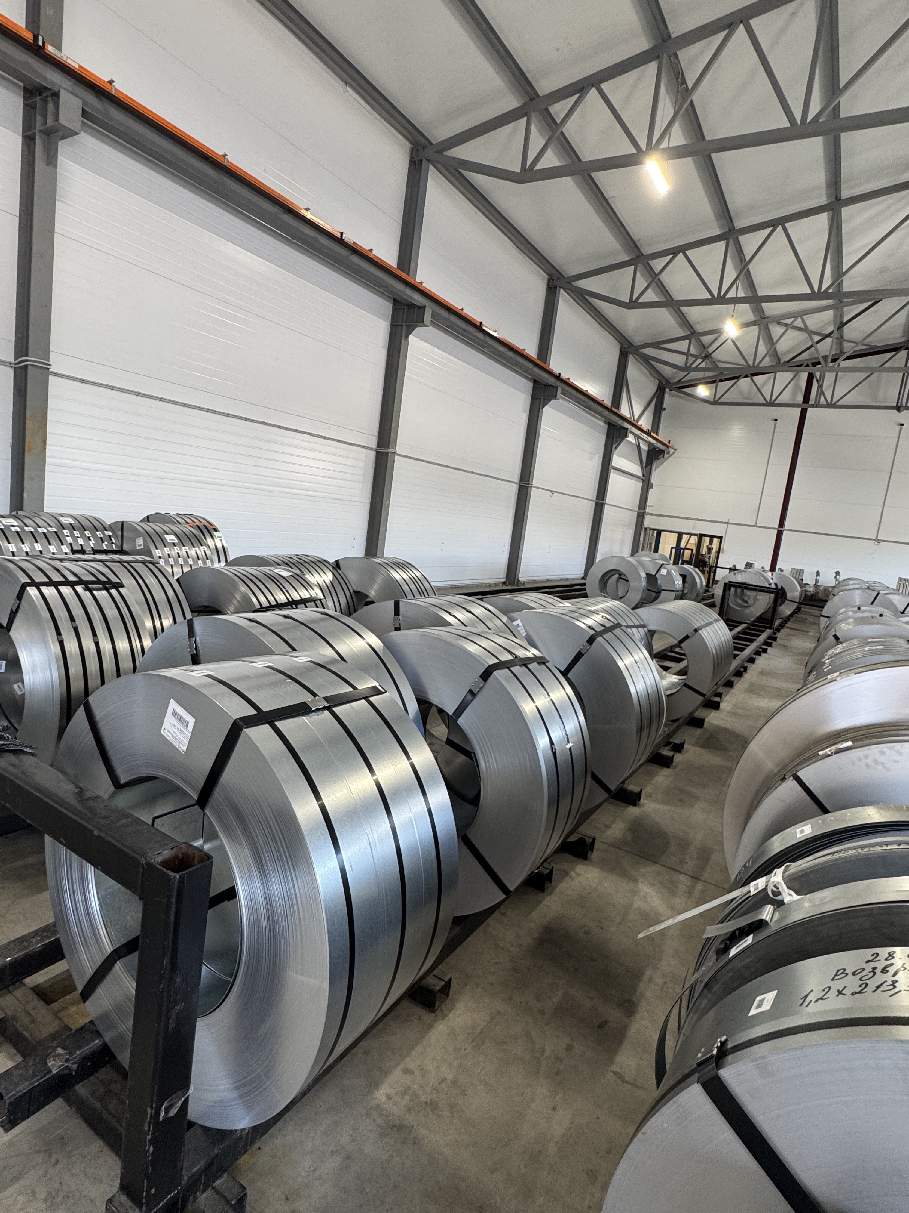 Как подсистема РОНСОН обеспечивает надёжность фасада при любых температурных деформациях